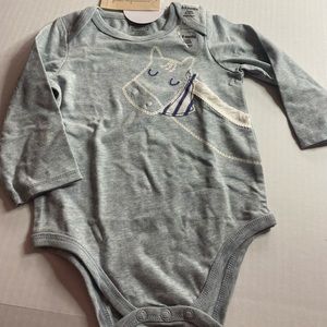 Infant 6/9 month long sleeve onesie